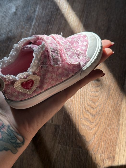 Продам милые кеды