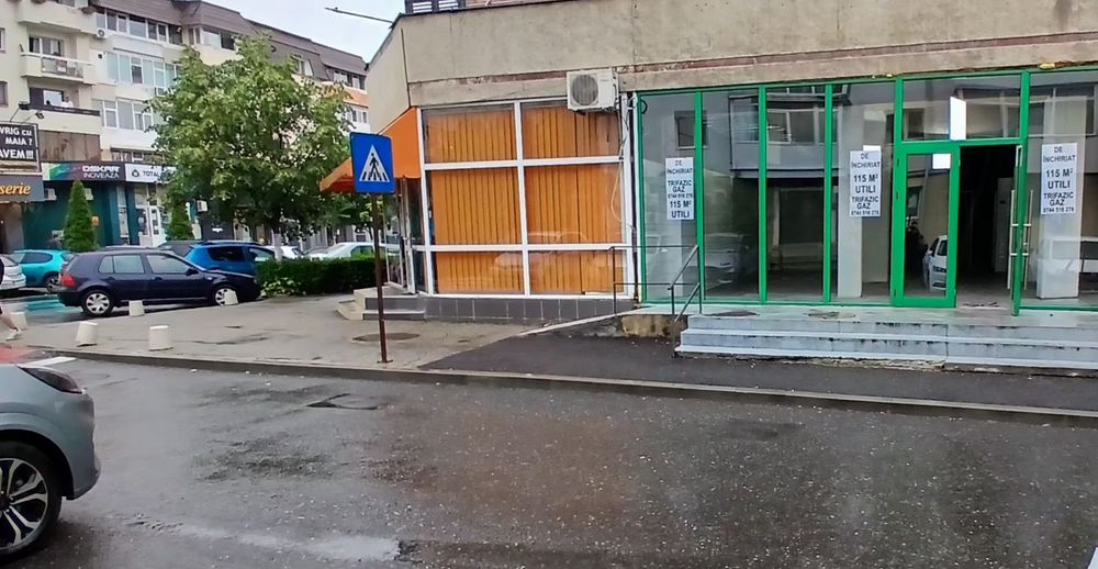 Inchiriez spațiu comercial 85 m2 Mioveni central trifazic gaz rampa aprovizionare intrare spate