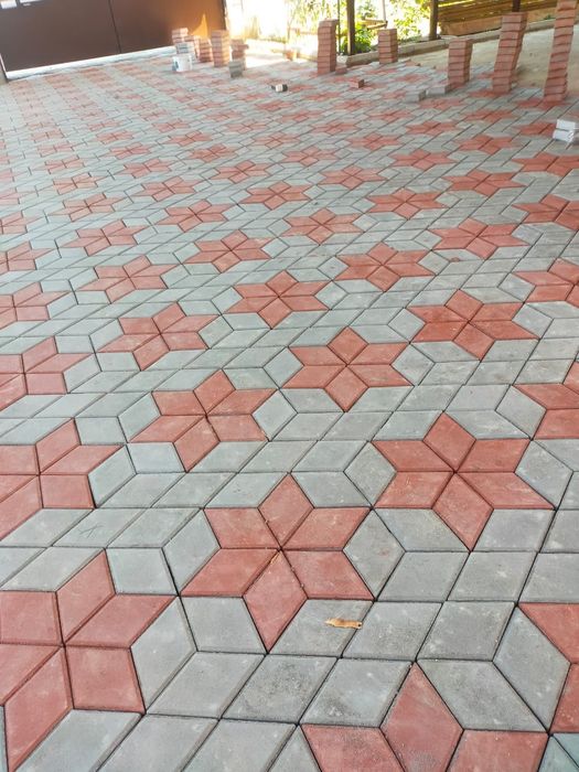 Укладка бурсчатка, и плитка.