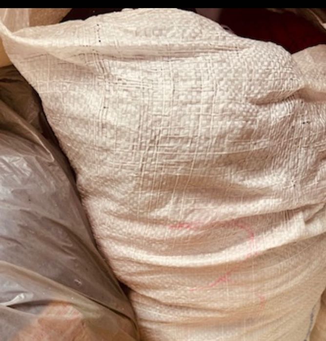 Vand sac haine 100lei