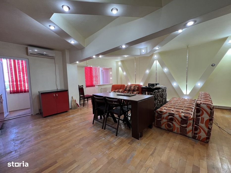 Apartament 3 camere Mioveni, Et3, mobilat, Centru