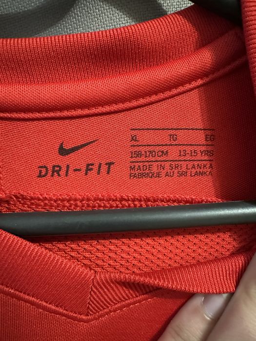 Тенис тениска Nike