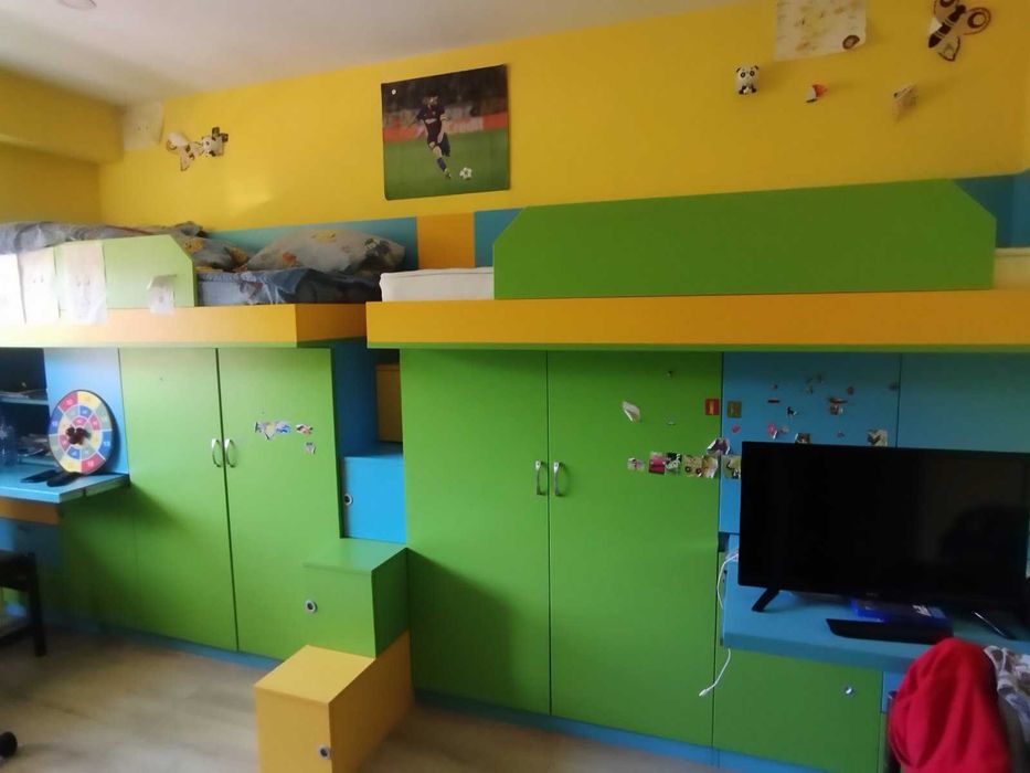 Две легла 4в1 в отлично състояние!