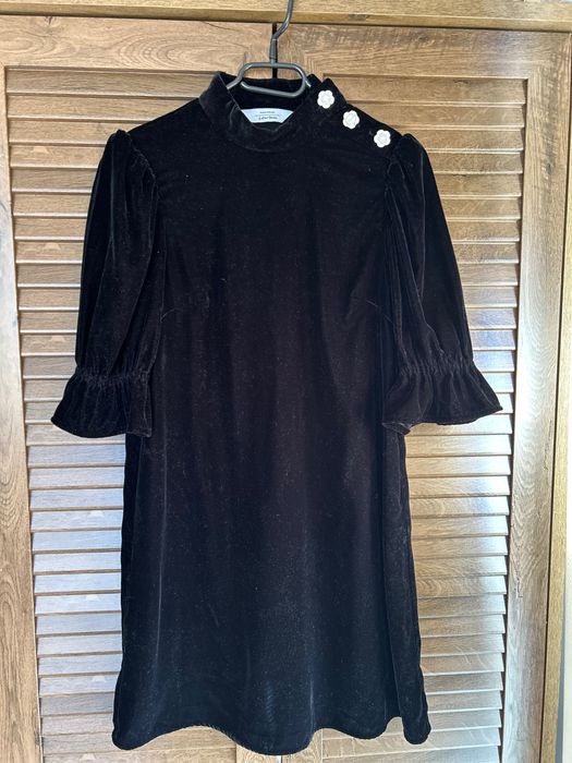 Черна рокля кадифе &other stories