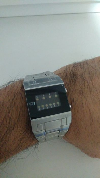 Бинарные часы The One Kerala