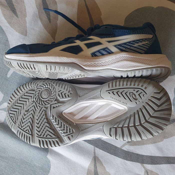 Детски маратонки ASICS