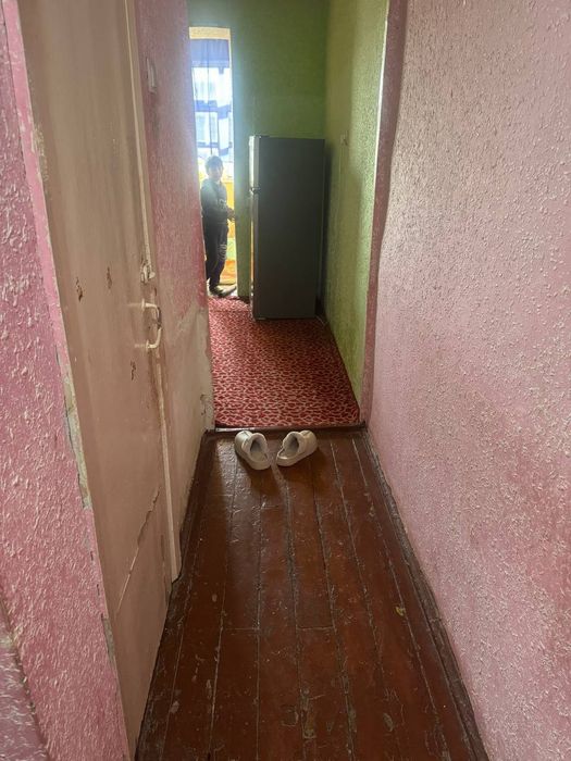 1 xonali uy sotiladi