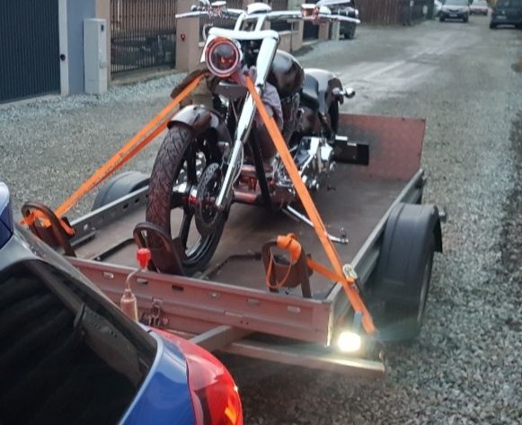Remorca moto de inchiriat