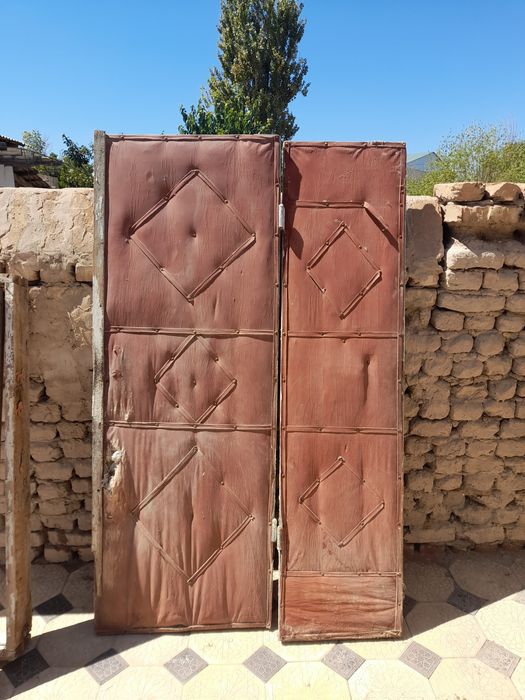 Есиклер,капылар,айналар бар б/у