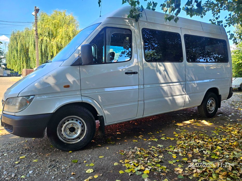 Mercedes sprinter 8+1