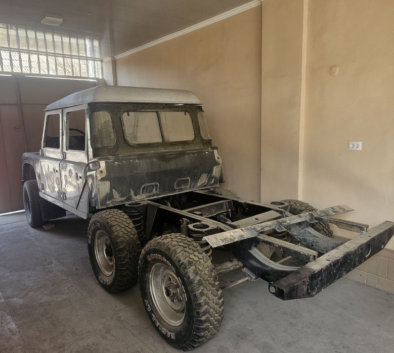 Land Rover Defender 6x6  под проект