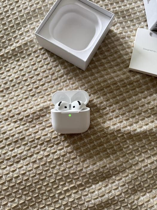 Apple Airpods 4 ANC