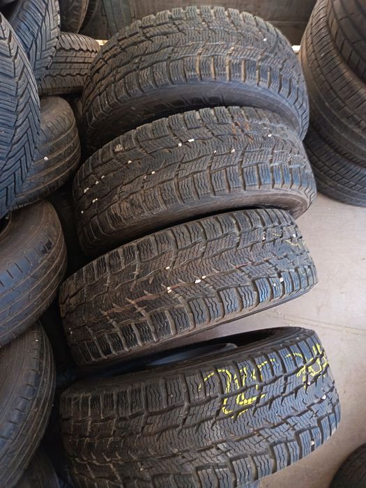 Anvelope MS iarna 225 70 15c Nokian 2016 8-9mm