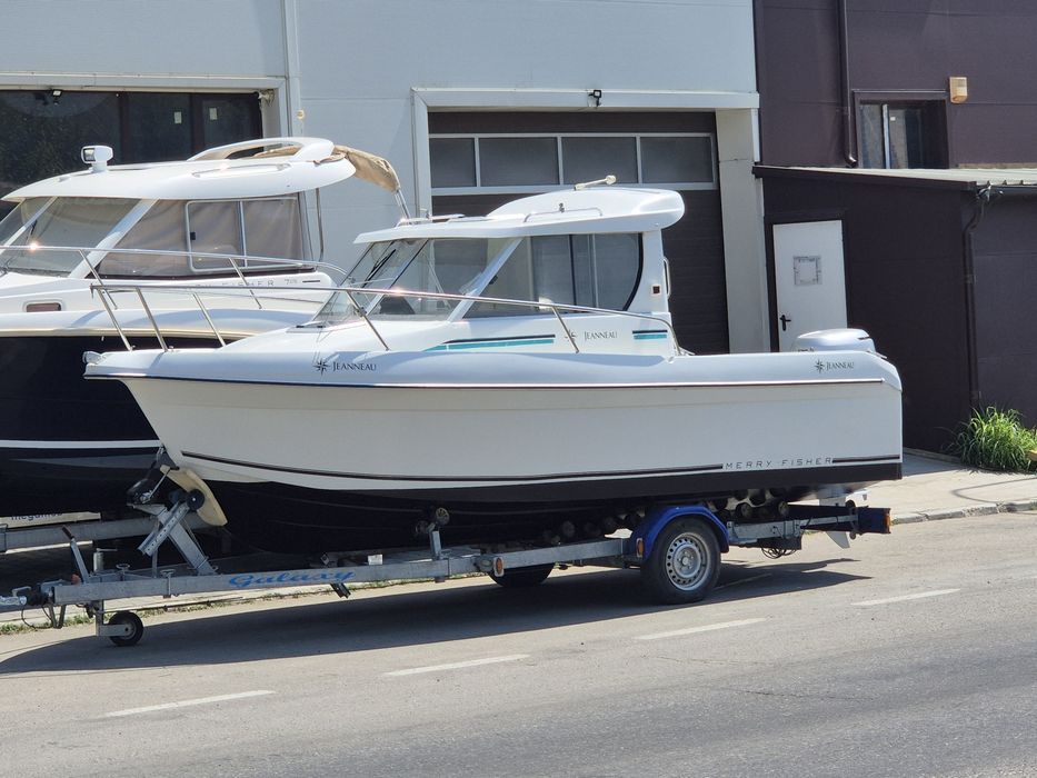 Vând barca Merry Fisher 610