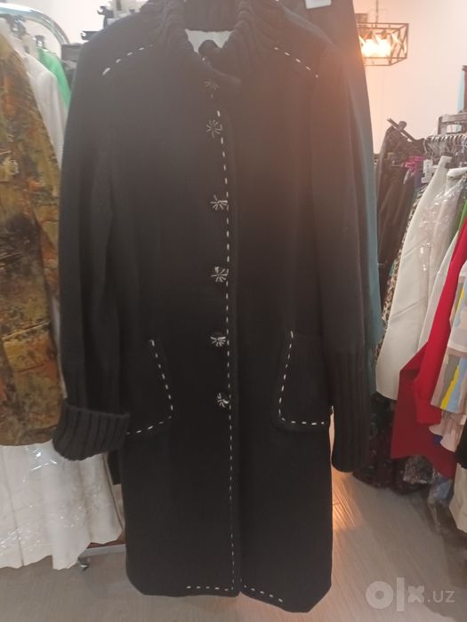 Продам шубу итальянскую и пальто фирмы Moschino