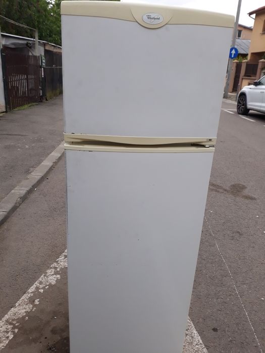 Frigider Arctic model nou Zanussi Whirpool