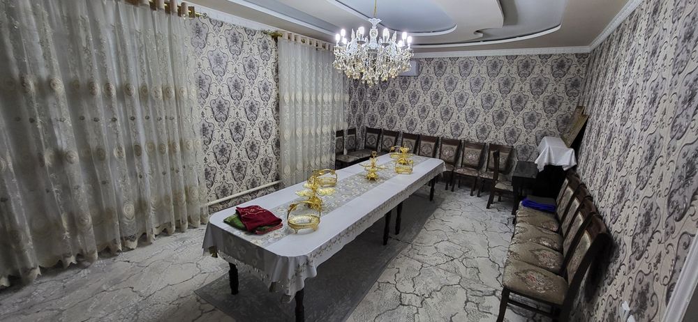 2 этажлы 8 ханалы жер жай сатылады