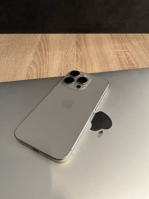 iPhone 15 pro 512gb