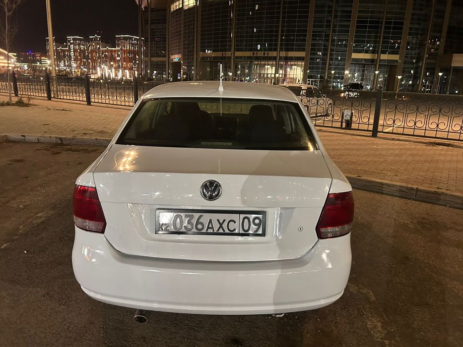 Фольсваген поло 2015