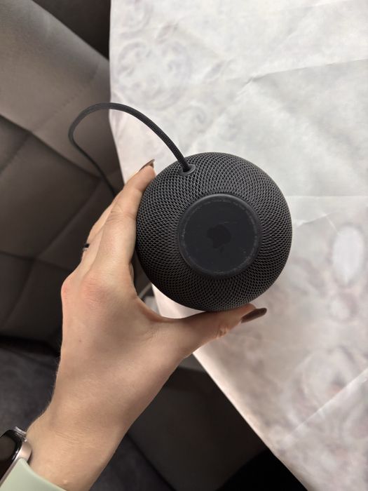 HomePod mini б/у, в хорошем состоянии