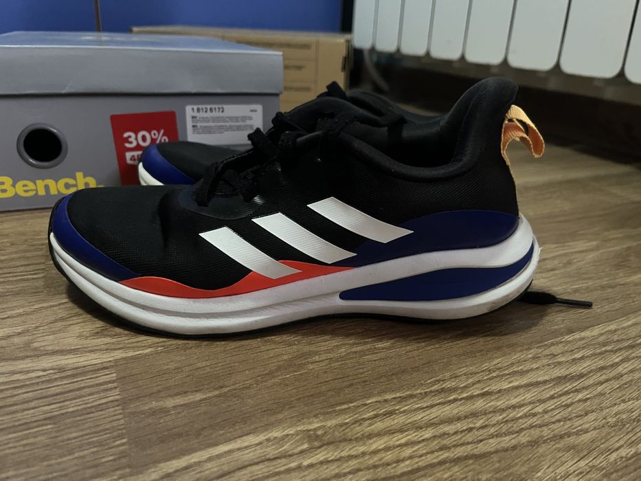 Детски обувки adidas nike