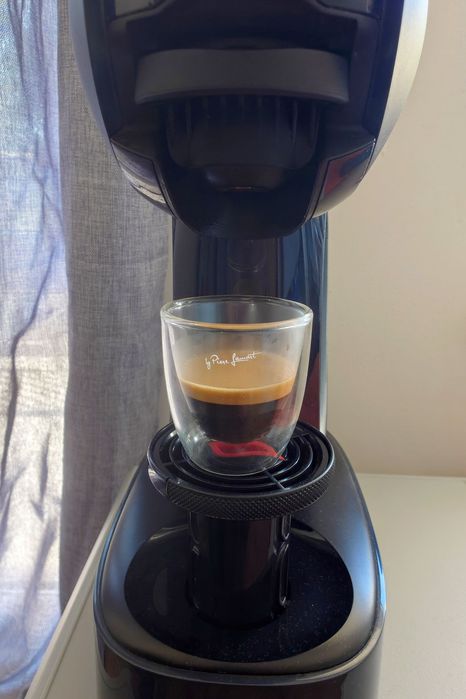 Изрядна кафе машина Dolce Gusto INFINISSIMA