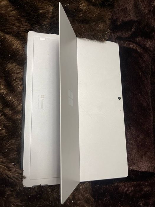 Microsoft Surface 7 pro