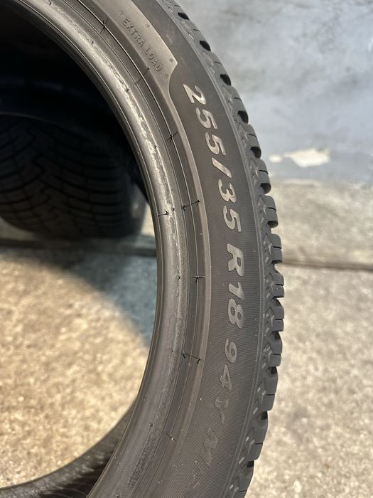 Гуми 255/35/18 PIRELLI Cinturato All Season