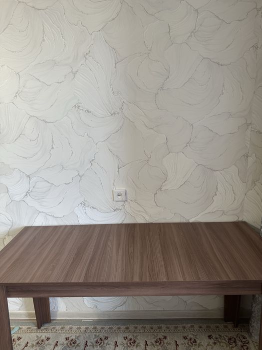 Продаёться Кухонный Стол