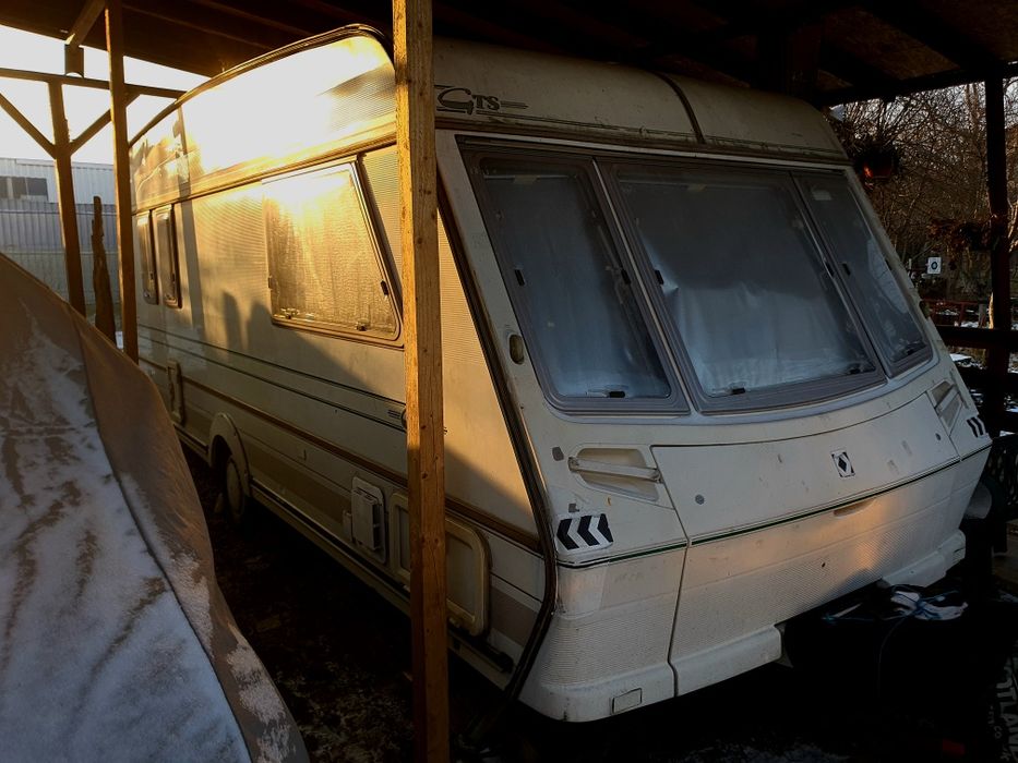 Vând rulotă și bmw x3 M47 160000km