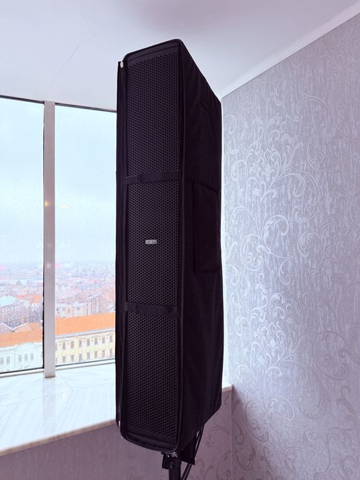 Vand doua boxe active vertical array FBT CLA 406.2A cu huse si fly bar