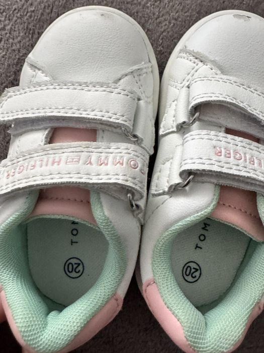 Incaltaminte sport tommy hilfinger marimea 20