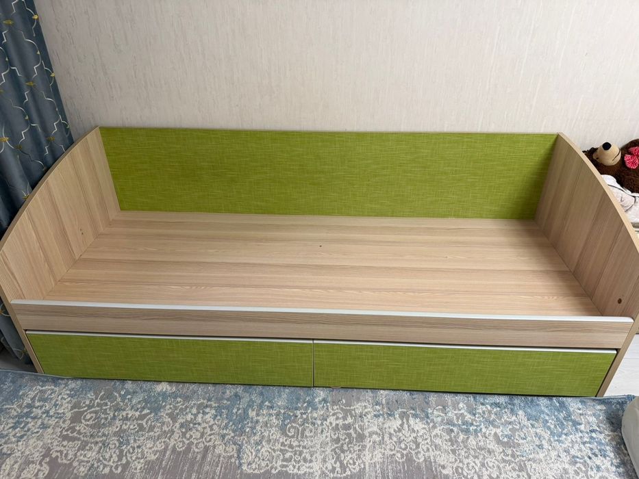 Продам кровати в хорошем состоянии.