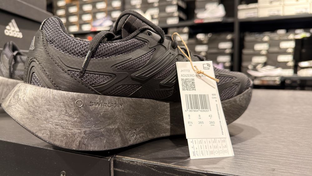 Adidas Adizero Aruku Black originali , cutie ( nr 42 )