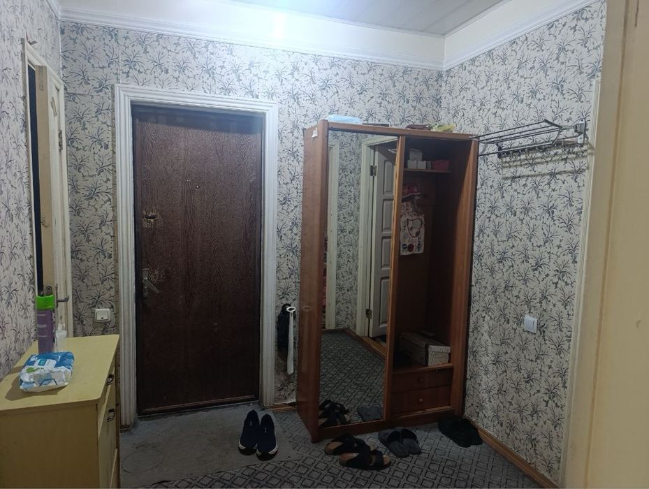 Продается квартира, Мирабадский р-н, Куйлюк Массив 1 3/2/4 не торец