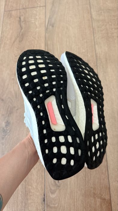 Кроссовки Adidas ultra boost