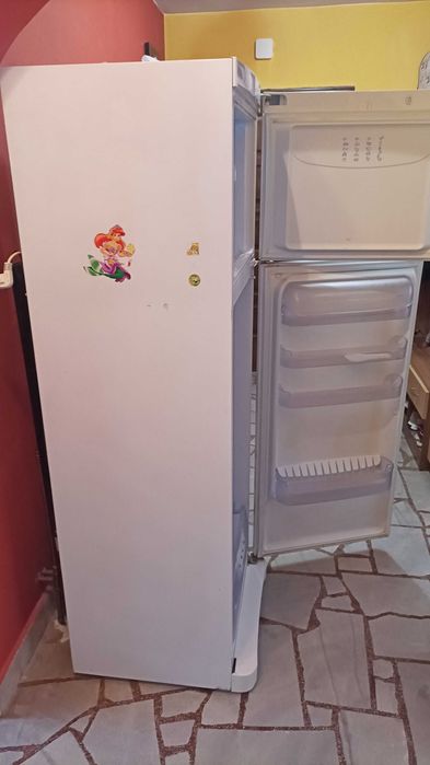 Хладилник Indesit TAN 3