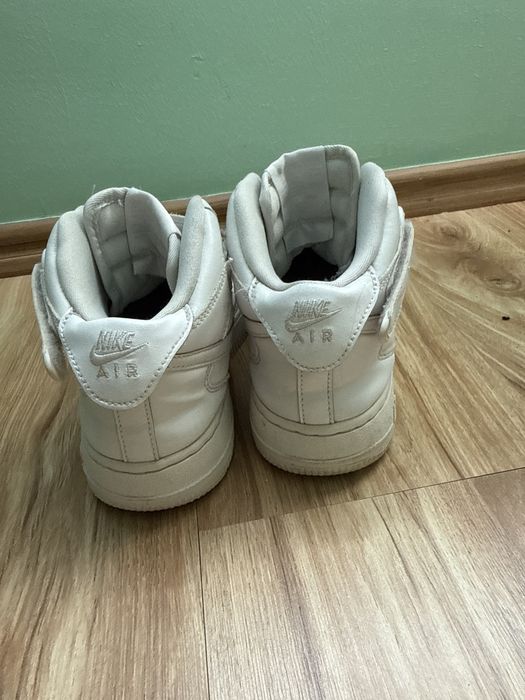 Air force 1 mid albi marimea 37.5