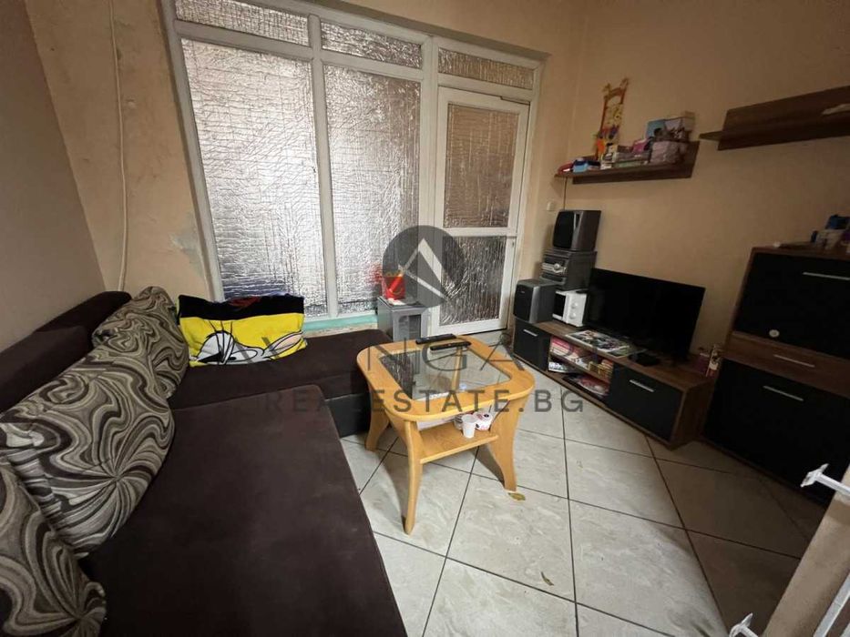 Продава се Магазин в Пловдив, Център - 75 кв.м за 1161 €/кв.м - Снимка #5