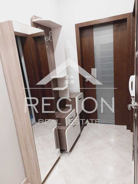 Дава се под наем Тристаен апартамент в Варна, Център - 89 кв.м за 850 € - Снимка #8