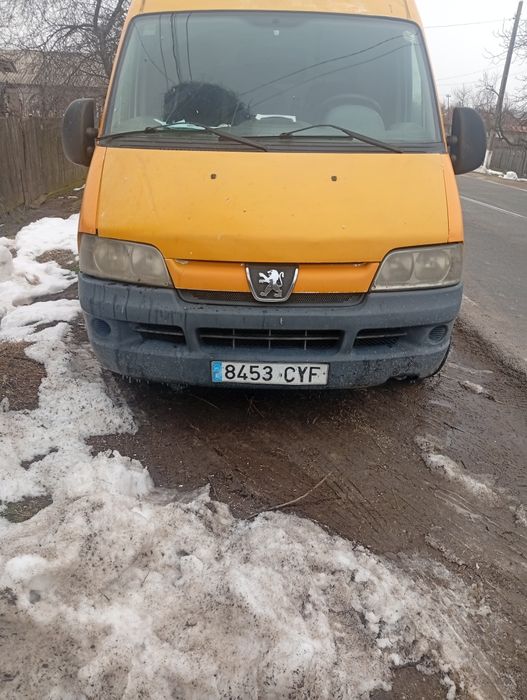 Vând sau schimb Peugeot boxer