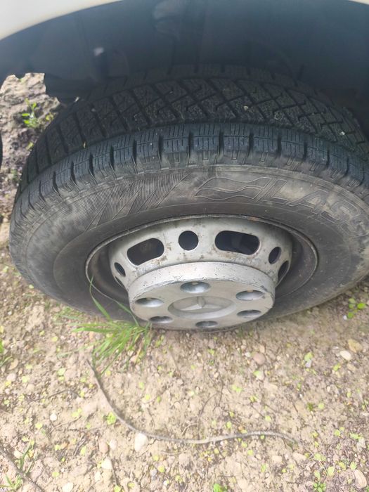 Autoutilitara Mercedes sprinter