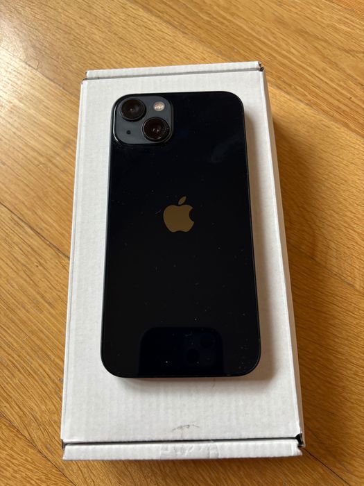 Vând IPhone 13 128 GB