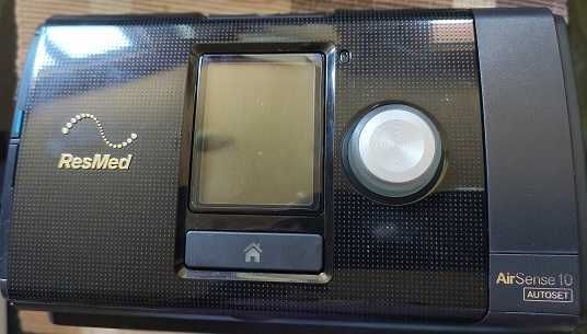Продавам CPAP апарат за сънна апнея Resmed Airsence 10 Auto set
