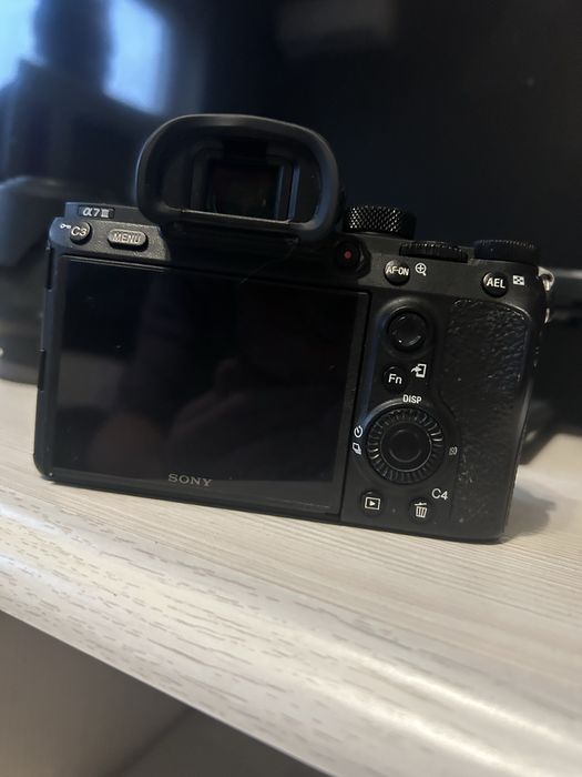 Продам Sony a7iii rus