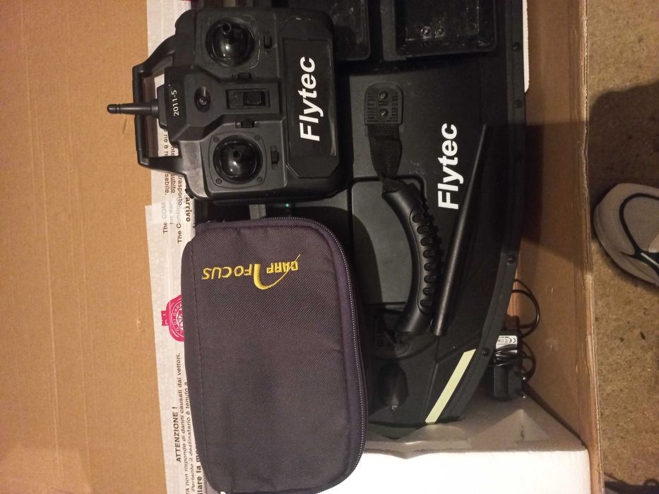 Лодка за захранка