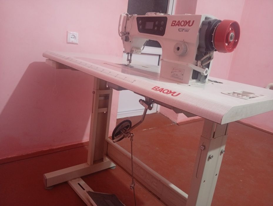 Baoyu tikuv mashinasi