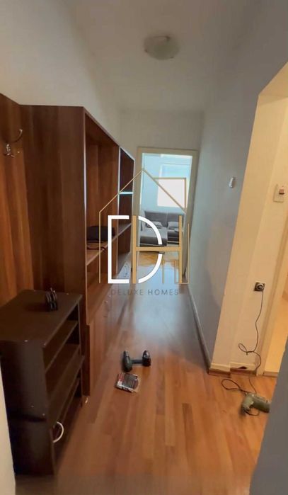 Продава се Двустаен апартамент в Хасково, Център - 60 кв.м за 1322 €/кв.м - Снимка #4