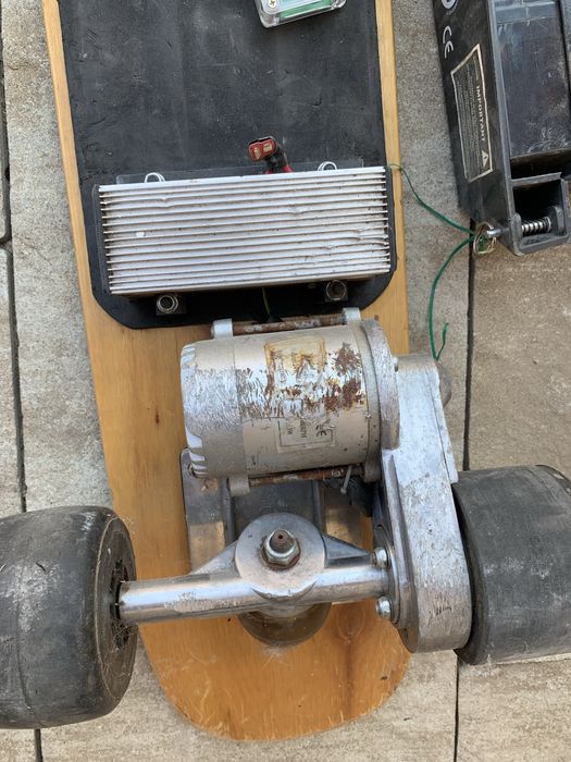 Skateboard electrik maverik