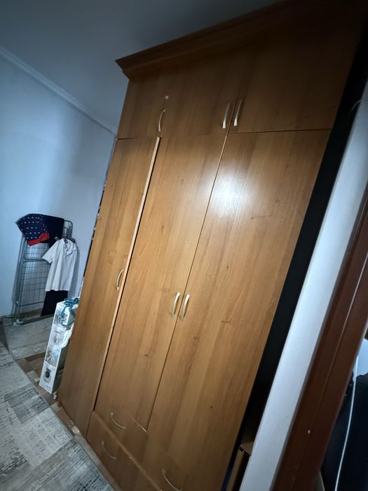 Продам шкаф для спальни